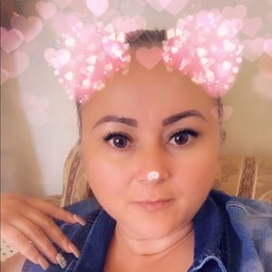 Meet your Posher, Leticia